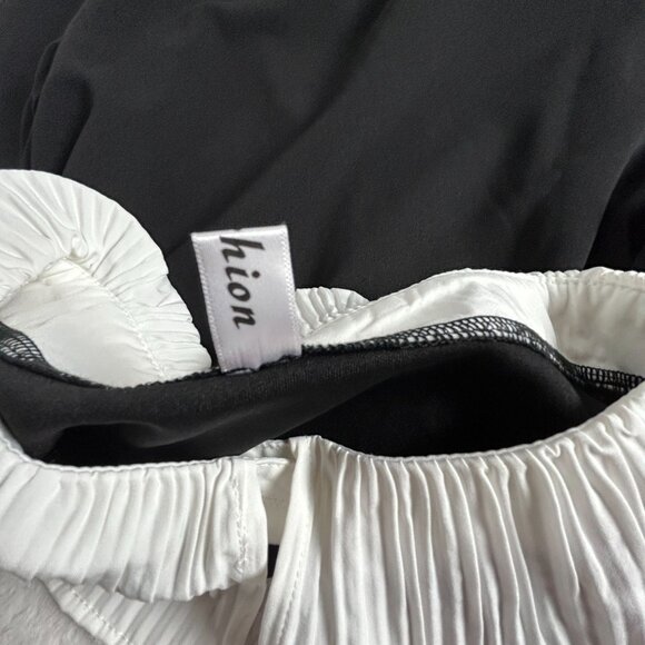 Fashion Women’s Black Pleated Collar Blouse Long Sleeve Gothic Blouse Top Large - Picture 4 of 7